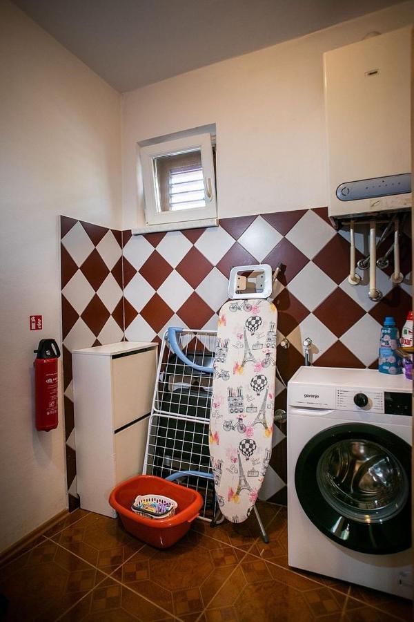 Apartment Orbanic Ровинь Экстерьер фото